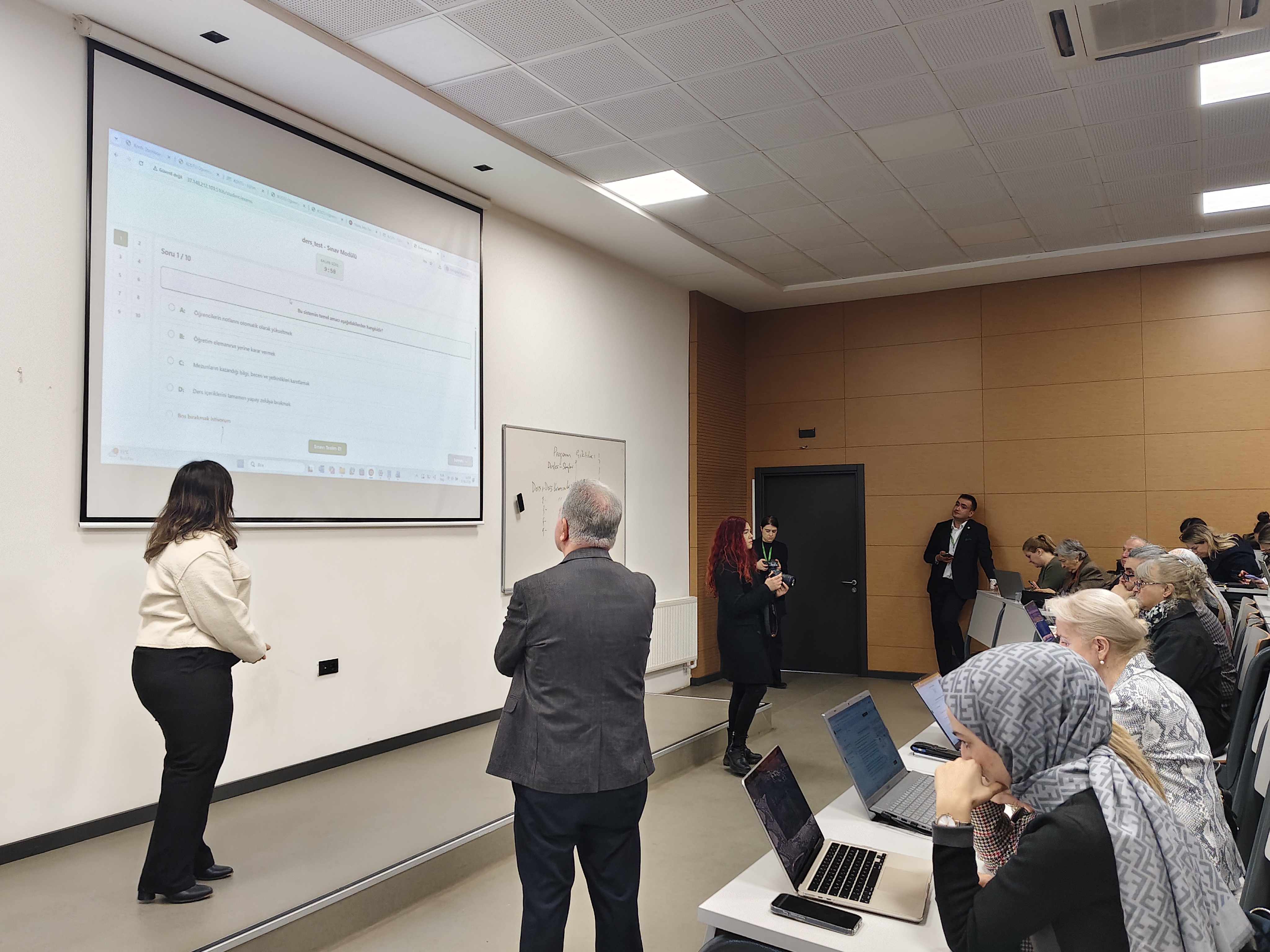 İlklerin Adı:Kocaeli Sağlık ve Teknoloji Üniversitesi