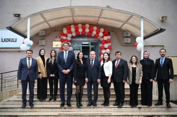 Kartepe'de coşkulu karne töreni 
