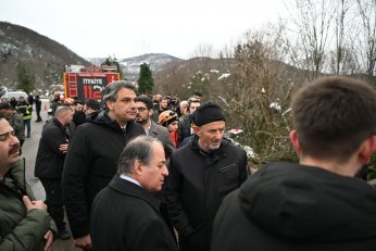 Kartepe Dağ Yolunda Otobüs Şarampole Yuvarlandı: 2'si Ağır Çok Sayıda Yaralı 
