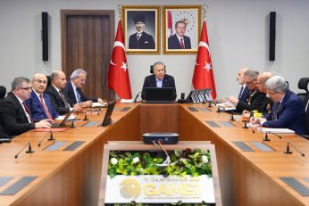 Bakan Yerlikaya; VKS Üzerinden Valilerle Biraraya Geldi 
