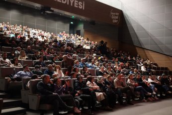 Tiyatro coşkusu Kocaeli'nin dört bir yanını sardı 