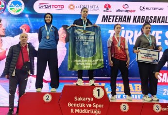 Kartepe'li Karatecilerin Dikkat Çeken Başarısı 
