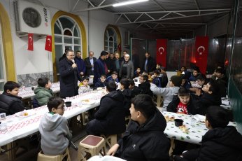 Derince'de Ramazan Buluşmaları Sürüyor 