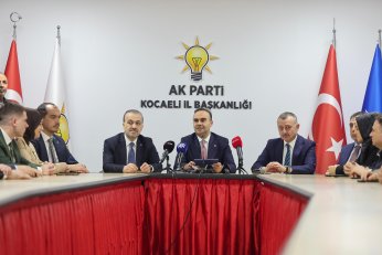 Bakan Kacır'dan Büyükşehir'e ziyaret 