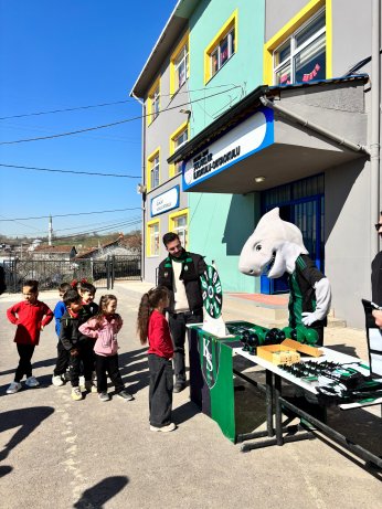 Üniversite Hodri Meydan'dan Anlamlı Ziyaret 