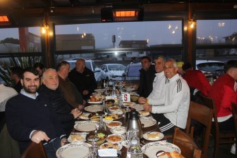 Gölcükspor İftarda Bir Araya Geldi 