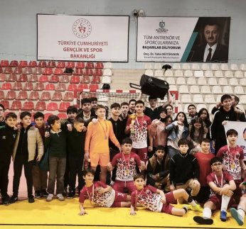 Şampiyon Karatepe 