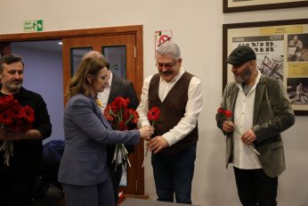 Kocaeli'de Tiyatro Rüzgarı Daima Esecek