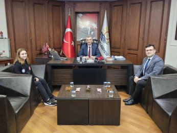 Başkan Sezer Milli Şampiyonu Tebrik Etti 