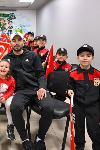 Selçuk İnan'dan Anlamlı Ziyaret 