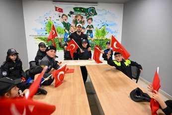 Selçuk İnan'dan Anlamlı Ziyaret 