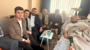 CHP Kartepe Eski Yöneticisini Unutmadı 