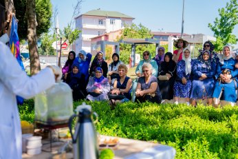 KADINLARA SOSYAL VE RUHSAL KATKI