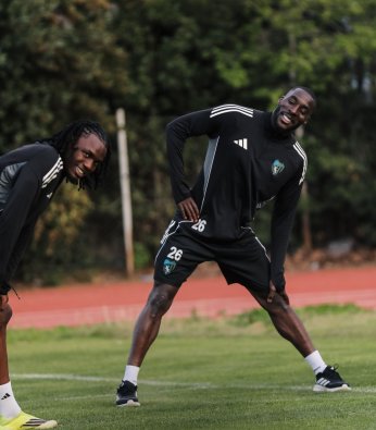 Kocaelispor'da dört futbolcu kart sınırında 