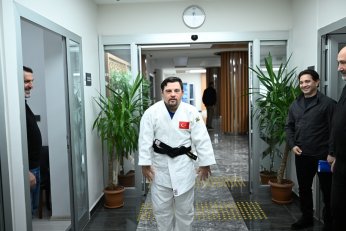 Kartepe'li Yıldızlar Kocaman'a konuk oldular 