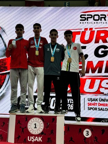 Kartepe'li Ege Özer Türkiye Üçüncüsü 