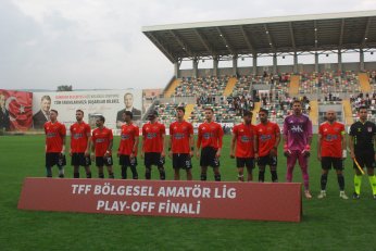 Veee Gölcükspor TFF 3.Lige Yükseldi 