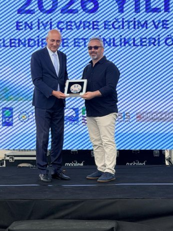 Üst Üste 5.Kez Ödüle Layık Görüldü 