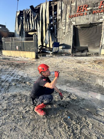 Yangından Kurtarmaya, Eğitimden Can Dostlara Uzanan Büyük Mücadele