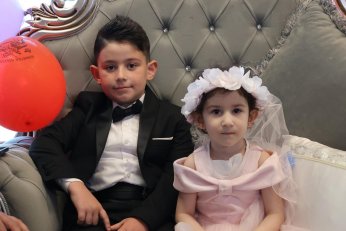 Tahir Ay İçin Görkemli Sünnet Cemiyeti