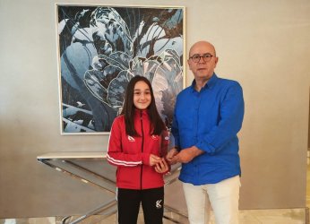 Milli Karateciye Alaaddin Sarı'dan Anlamlı Ödül 