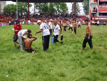 KOCAELİ'NİN UMUDU İKİ BAŞPEHLİVAN!