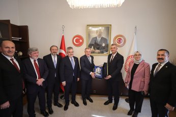 AK Partili vekilden Gölcük'lü gençlere müjde 
