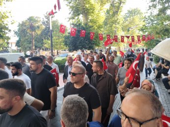 Kırkpınar'ın Gururu Seçkin Duman'a İzmit'te Sevgi Seli