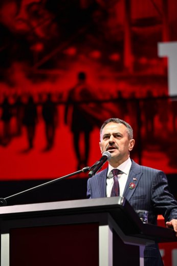 Binlerce Kişi Milli İrade Meydanı'nda Tek Yürek Oldu