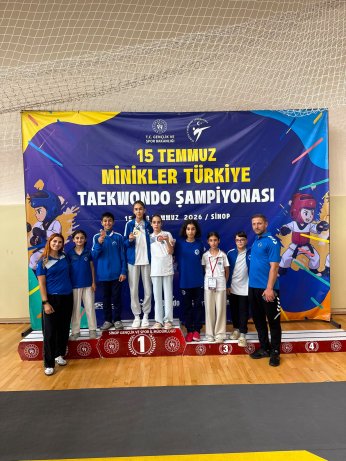 Kocaeli'nin Gururu Zirveden İnmiyor