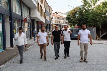 BAŞKAN ÖZLÜ SAHADA!