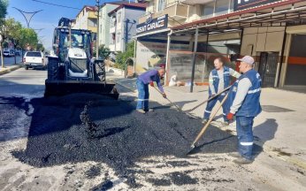 Körfez ilçede bozuk yol kalmayacak 