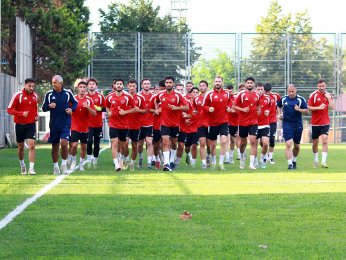 Gölcükspor Kavaklı’da Yeniden Sahaya İndi
