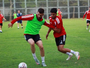 Gölcükspor Kavaklı’da Yeniden Sahaya İndi
