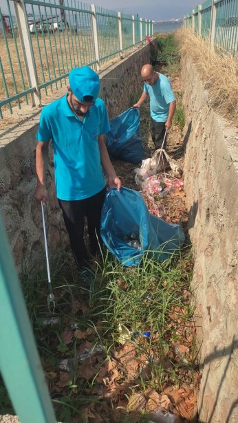 Örnek Çalışma.10 Ton Atık Topladılar 