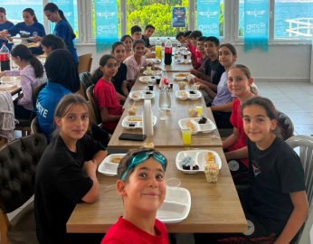 Tatamide Rakip, Hayatta Kardeş!
