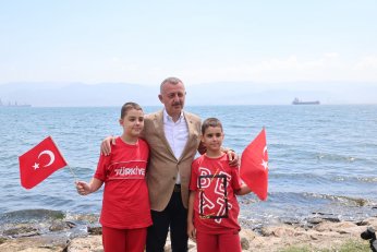 Mavi Vatan’a Kocaeli’den görkemli selam
