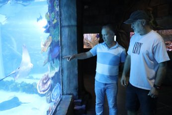 Efsane Futbolcu Aqua’ya Hayran Kaldı