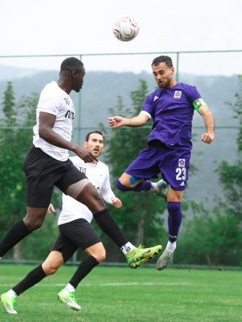 Gebzespor’dan Rakiplerine Gözdağı!