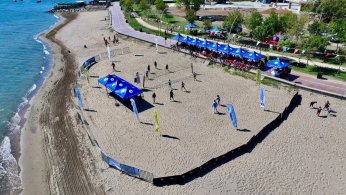 Plaj Voleybolu Start Aldı!