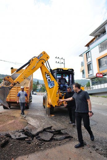 Başkan Özlü Çalışmaları Yerinde İnceledi