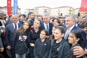 Dev tesisin temelini Bakan Osman Aşkın Bak attı 