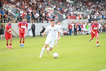 Gölcükspor Evinde Fırtına Gibi Esti!