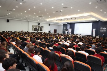 Derince’de Bilim Şenliği Başladı!