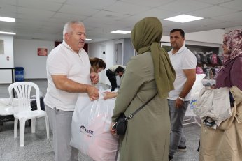 Gebze’de Öğrencilerin Yüzünü Güldüren Destek