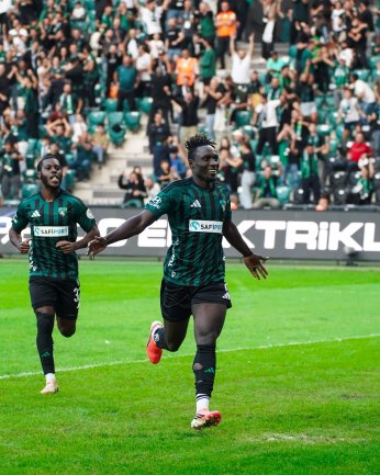 Kocaelispor evinde boş geçmedi