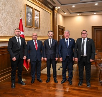 Vali Aktaş Kandıra'lı muhtarları konuk etti