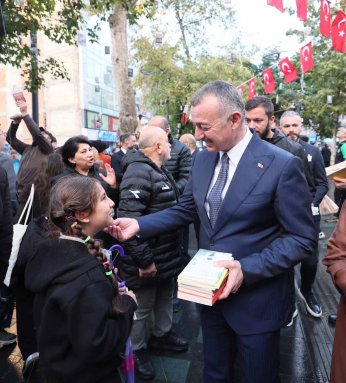 Kocaeli'de Ağaçlar 16. Kez Kitap Açtı