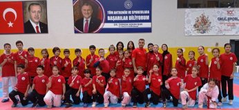 Körfez'in minik karatecileri 23 madalya kazandı 