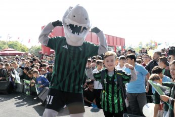 Kocaelispor sevgisi Kitap Fuarı’nı sardı!